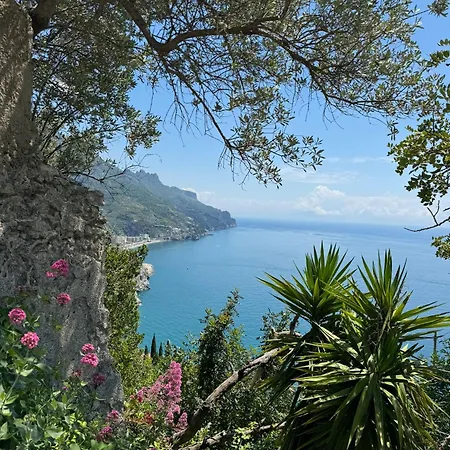 Apartament Alizee Near Amalfi Ferries & Old Town *