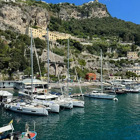 Apartament Alizee Near Amalfi Ferries & Old Town *