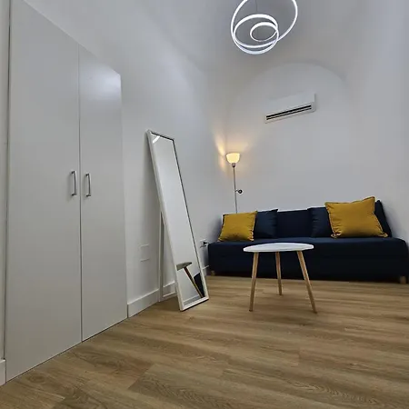 Alizee Apartment