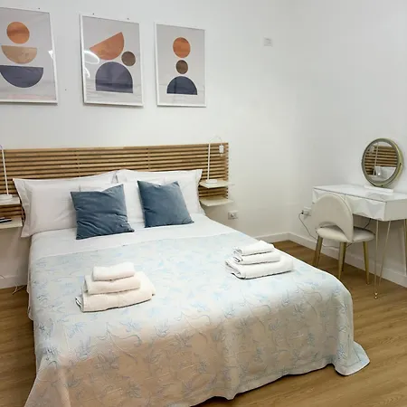 Apartament Alizee Near Amalfi Ferries & Old Town Salerno
